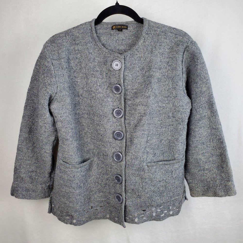 Rino Rossi 100% eyelet hemline light jacket